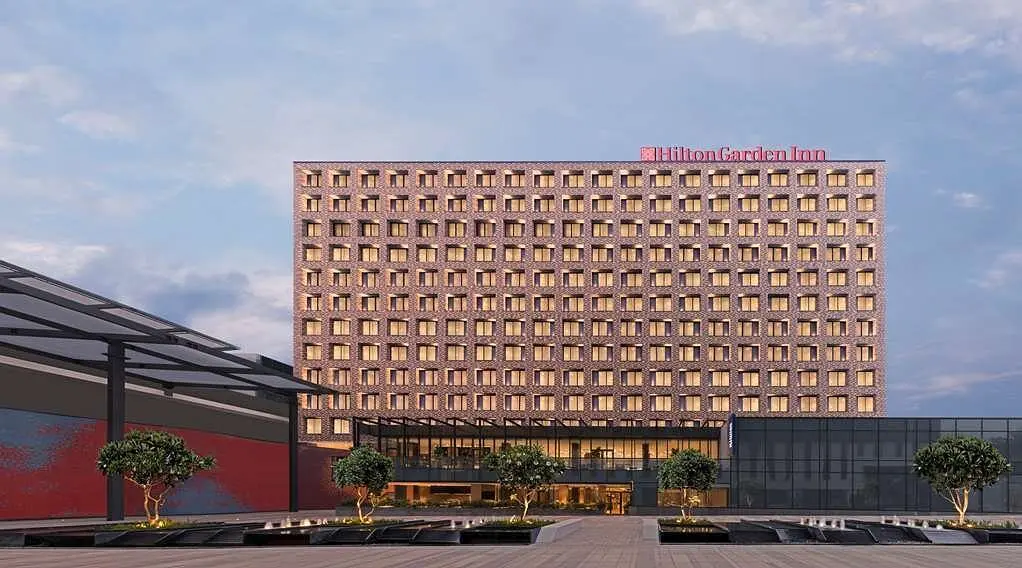 Hilton & Hilton Garden Inn (Manyata)